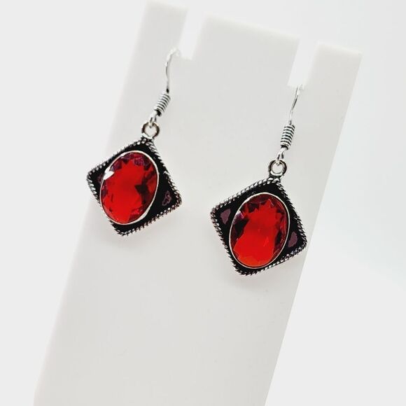 Garnet Handmade Drop Dangle Earrings Jewelry 1.54" - Picture 2 of 3